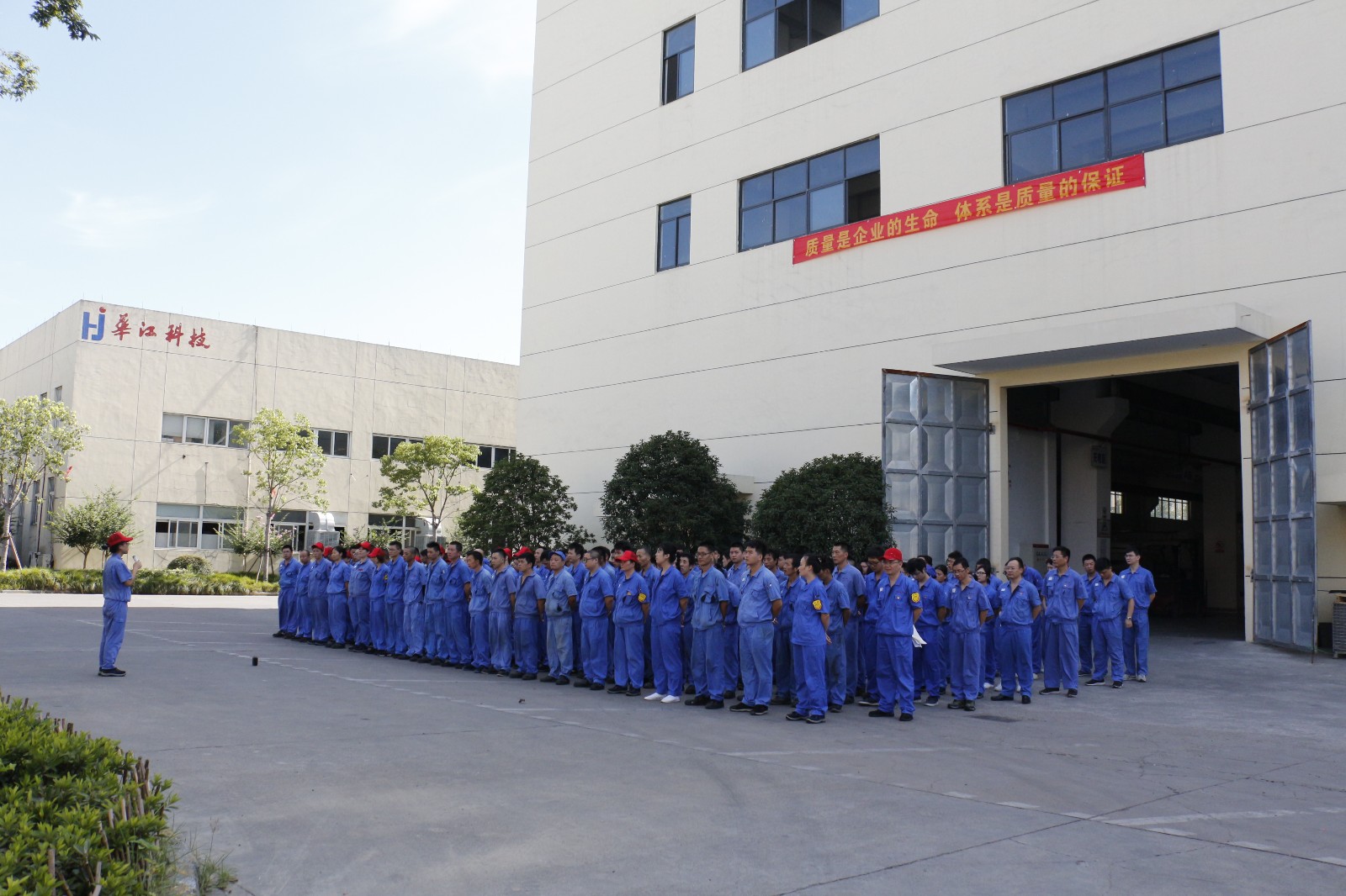 1567067692609958.jpg 1567067692609958.jpg